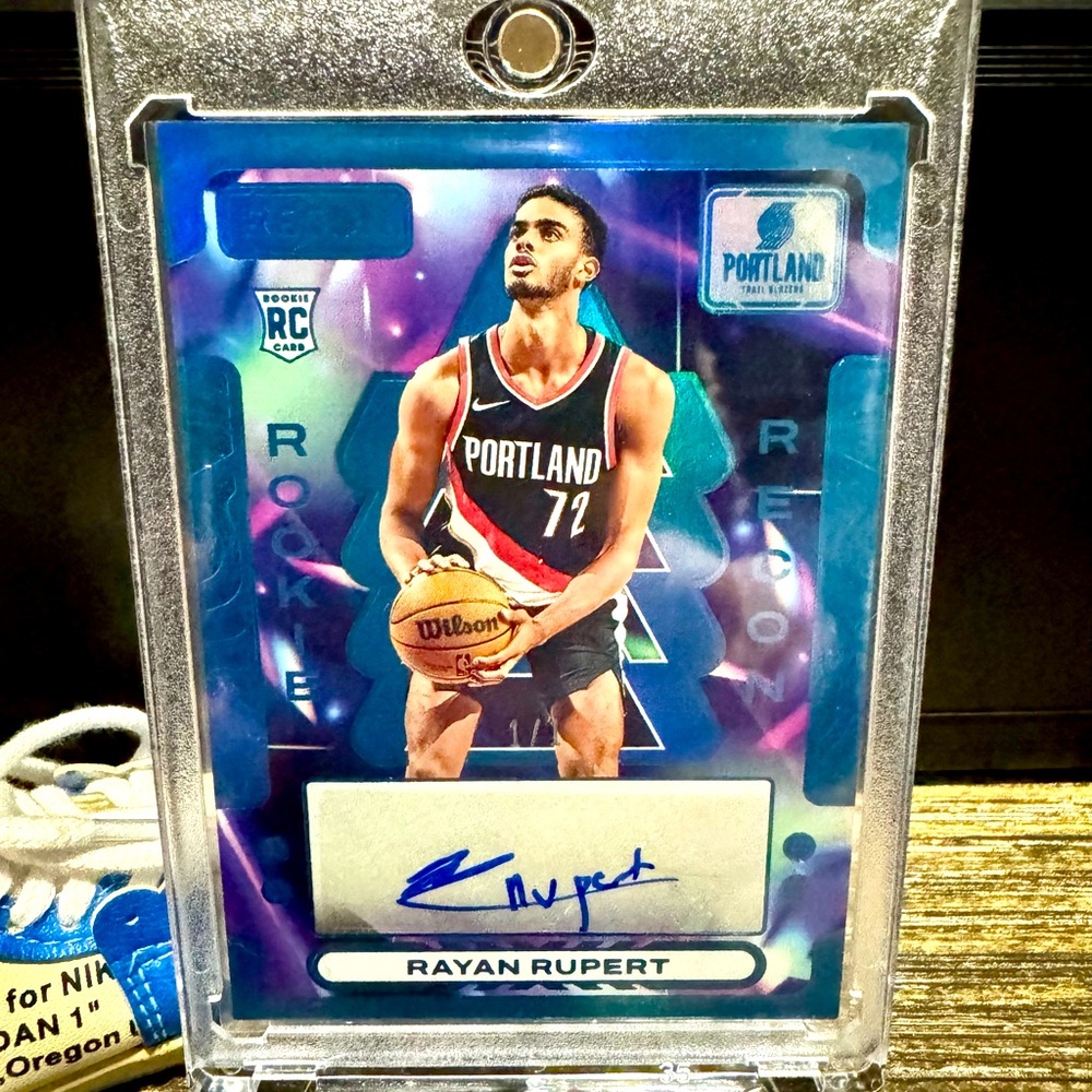 2023/24 Panini Recon 1/1 Auto Rayan Rupert FOTL